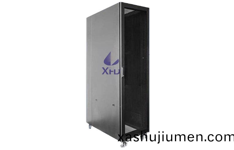 EKP服(fu)務器機櫃 數(shu)據機房交換機箱落地網絡機櫃拼裝式(shi)標準弱(ruo)電(dian)機(ji)櫃