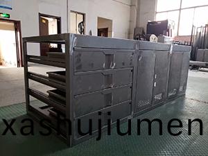 廠(chang)內一角(jiao)展示