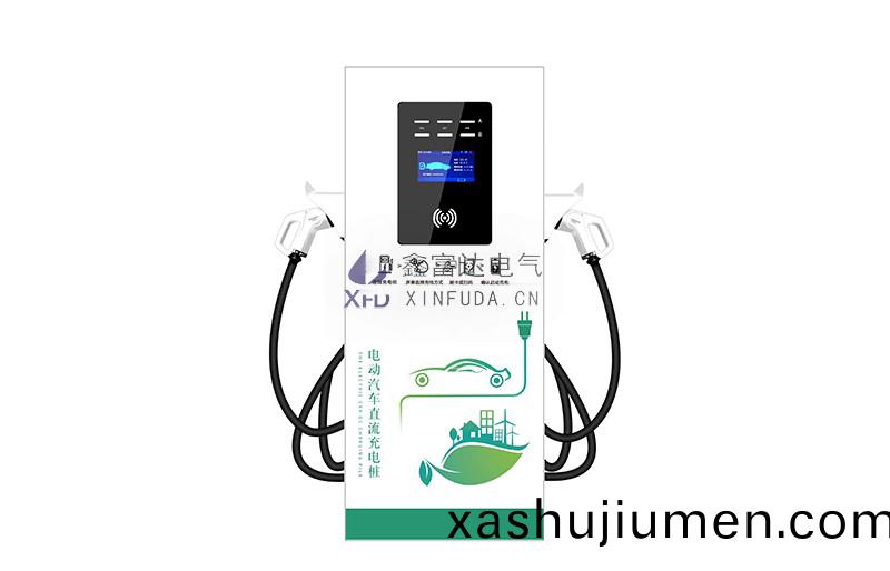 120KW雙(shuang)槍電動(dong)汽(qi)車(che)立(li)式(shi)快(kuai)速充(chong)電樁(zhuang) 120KW雙(shuang)槍電(dian)動汽車立(li)式快速充電樁(zhuang)